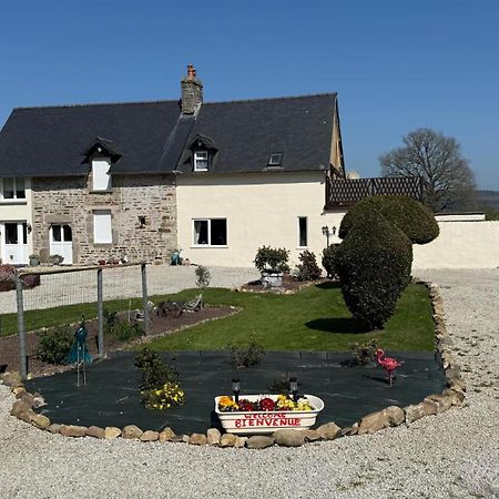 Maison La Touchardiere Barenton Luaran gambar