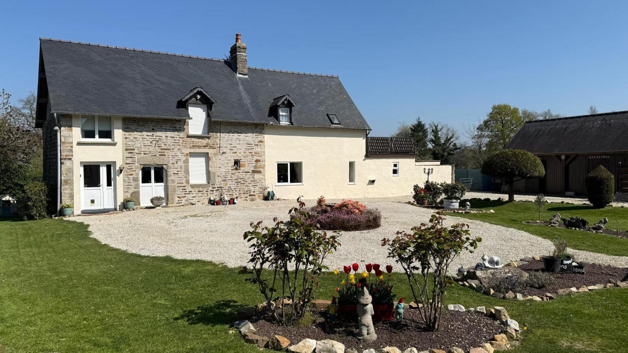 Maison La Touchardiere Barenton Luaran gambar